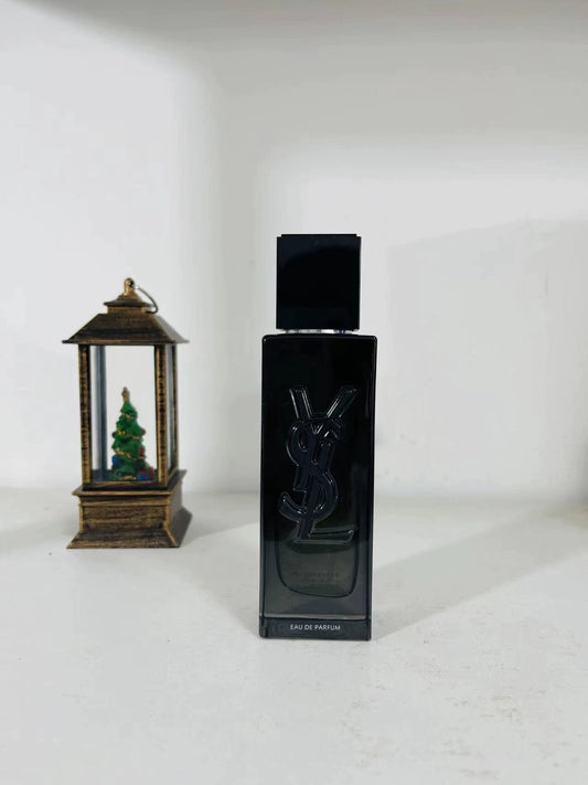 260526-18 Yves Saint Laurent is raw unruly 40ml 1.4 oz