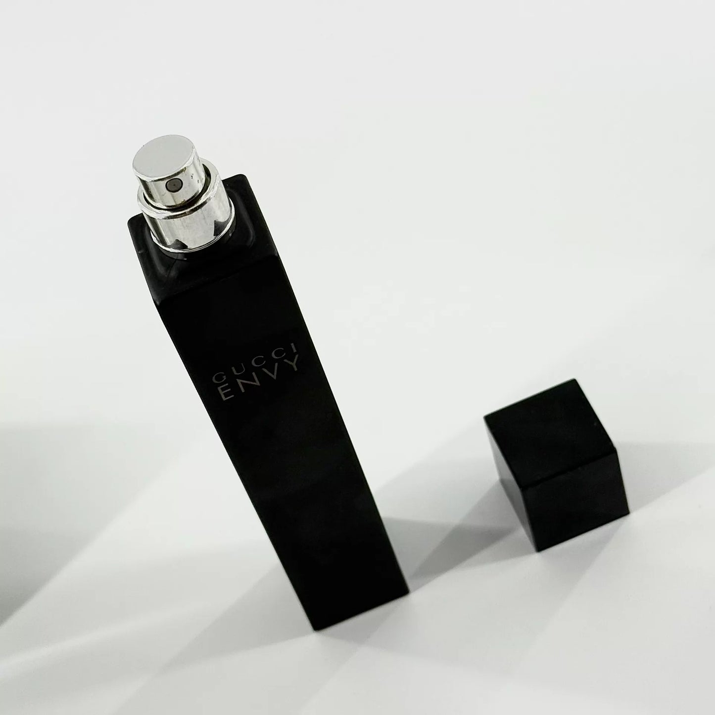 030826-18 Gucci yellow jealousy black EDP 50ml 1.7 oz