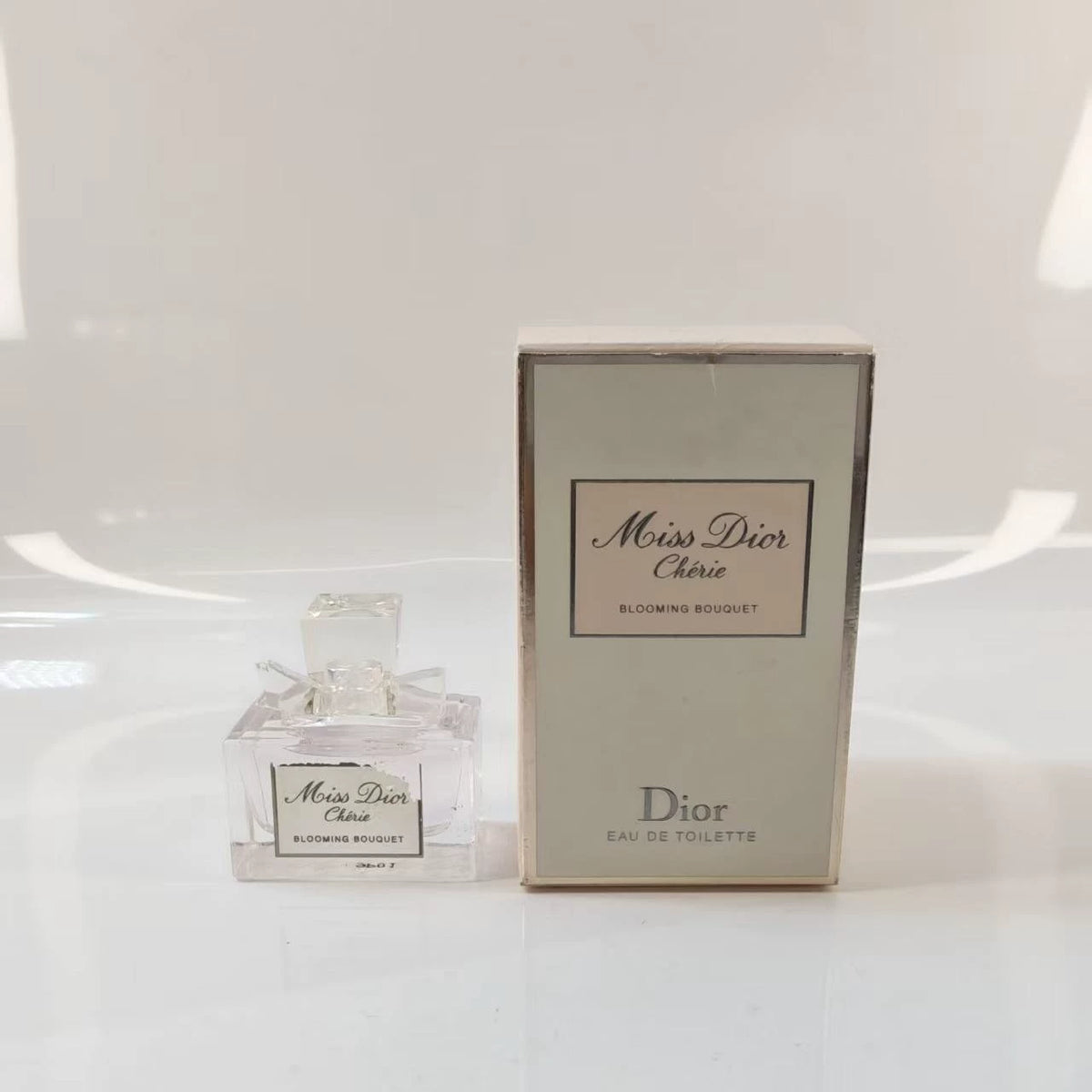 020926-537 Dior Flower Sweetheart Cherie 5ml 0.2 oz