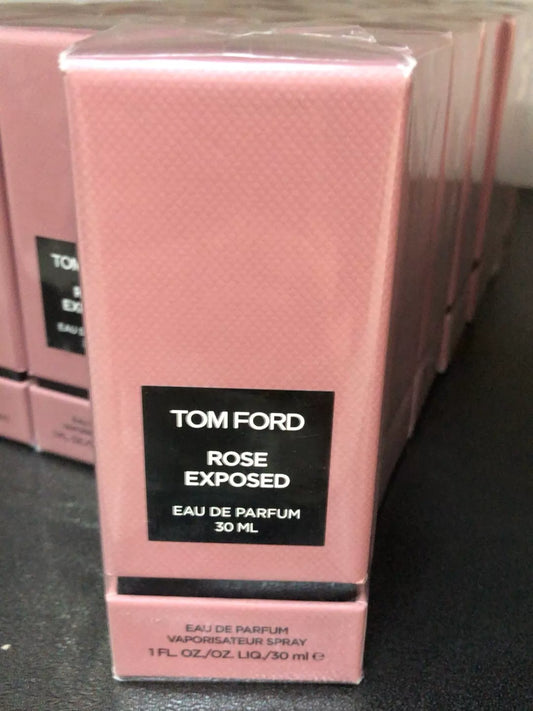 150726-134 Tom Ford New Naked Rose Parfum 30ml 1 oz