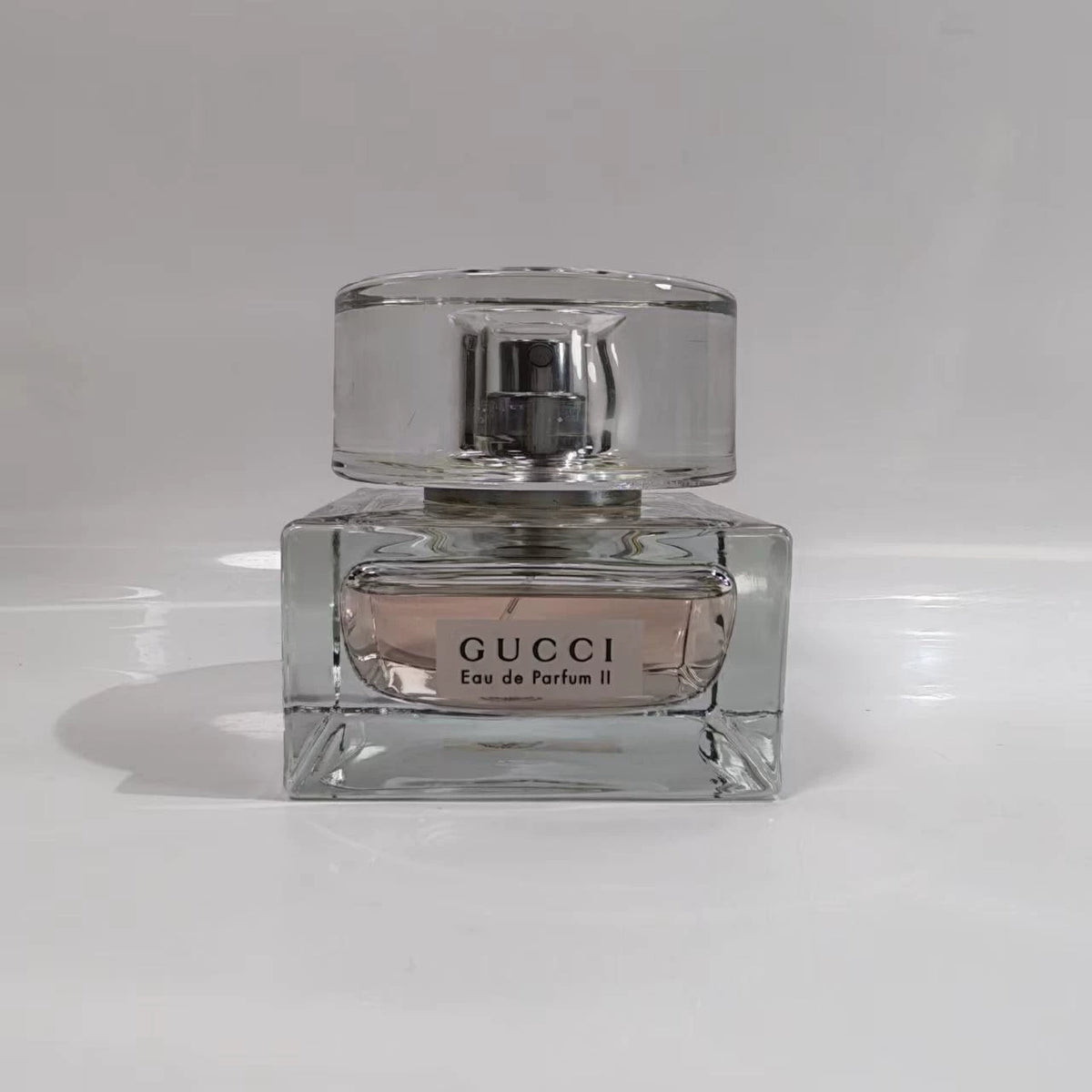 020926-249 Gucci second generation of Perfume