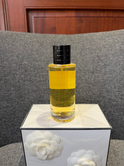 111026-53 Dior Silver Shadow Clear 125ml 4.2 oz