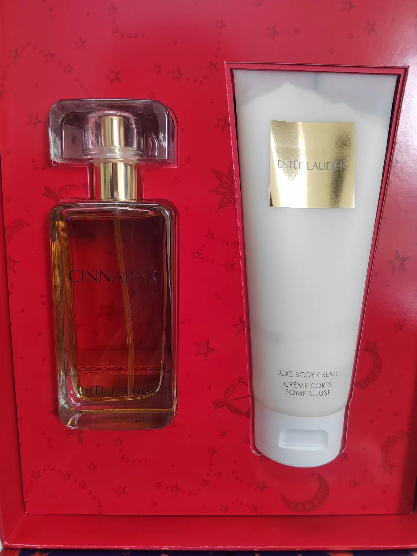010926-61 Estee Lauder Cinnabar EDP 50ml 1.7 oz