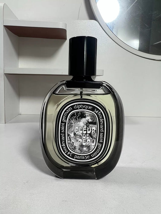 270726-117 Tiptique Skin Flower Parfum 75ml 2.5 oz