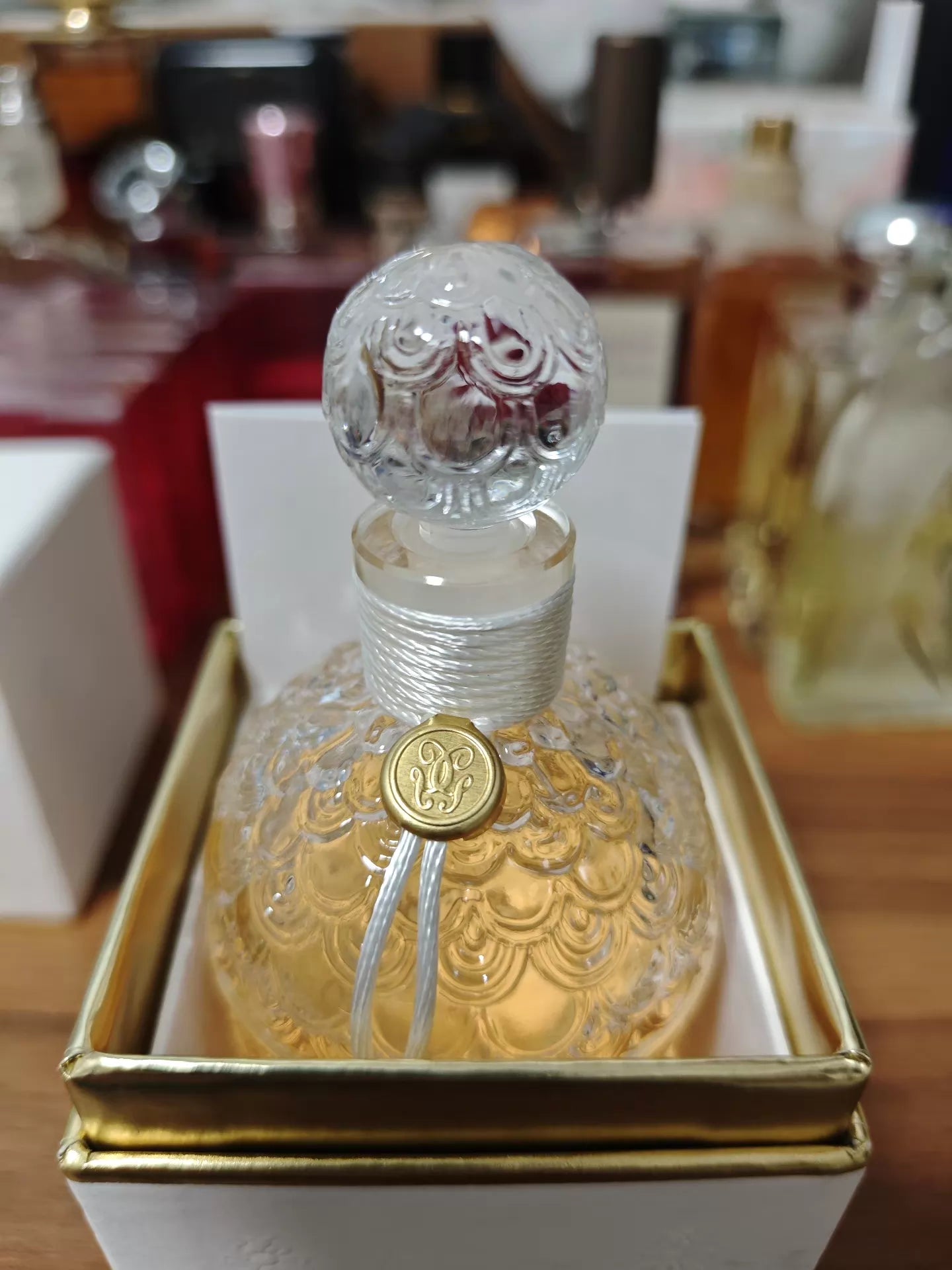 040926-27 Guerlain Petit baby is 125ml 4.2 oz