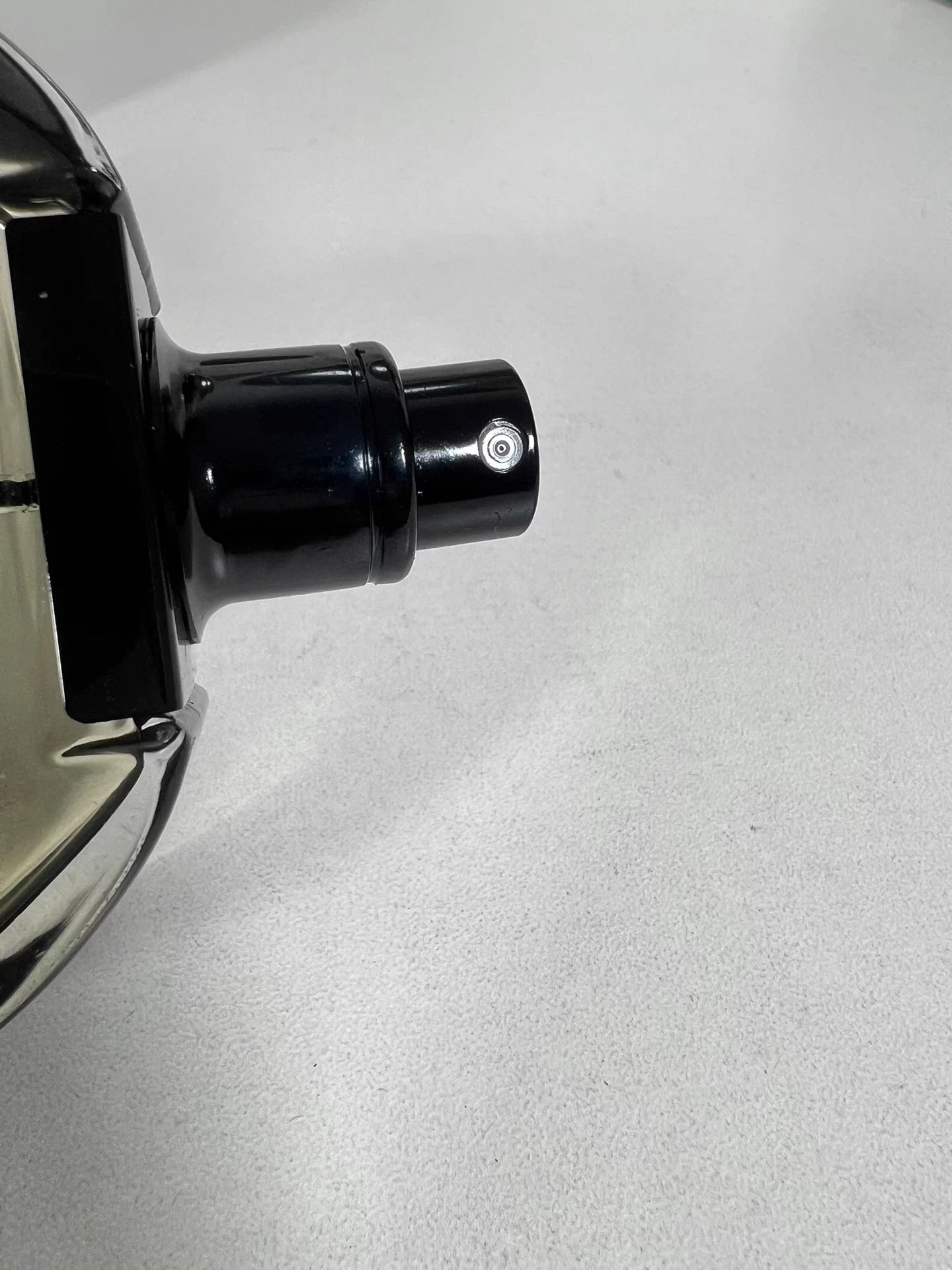 220226-10 Tipique Toussaint Tuberose 75ml 2.5 oz