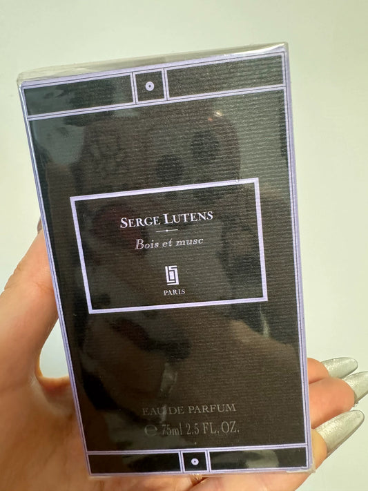 311225-83 Serge Lutens Eau de Parfum EDP 74ml 2.5oz