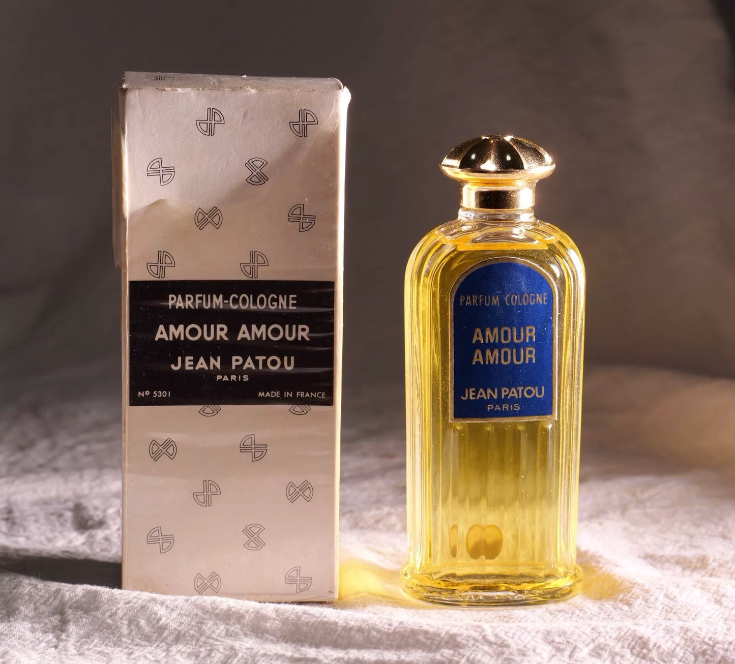 040826-204 Jean patou amour 60ml 2 oz
