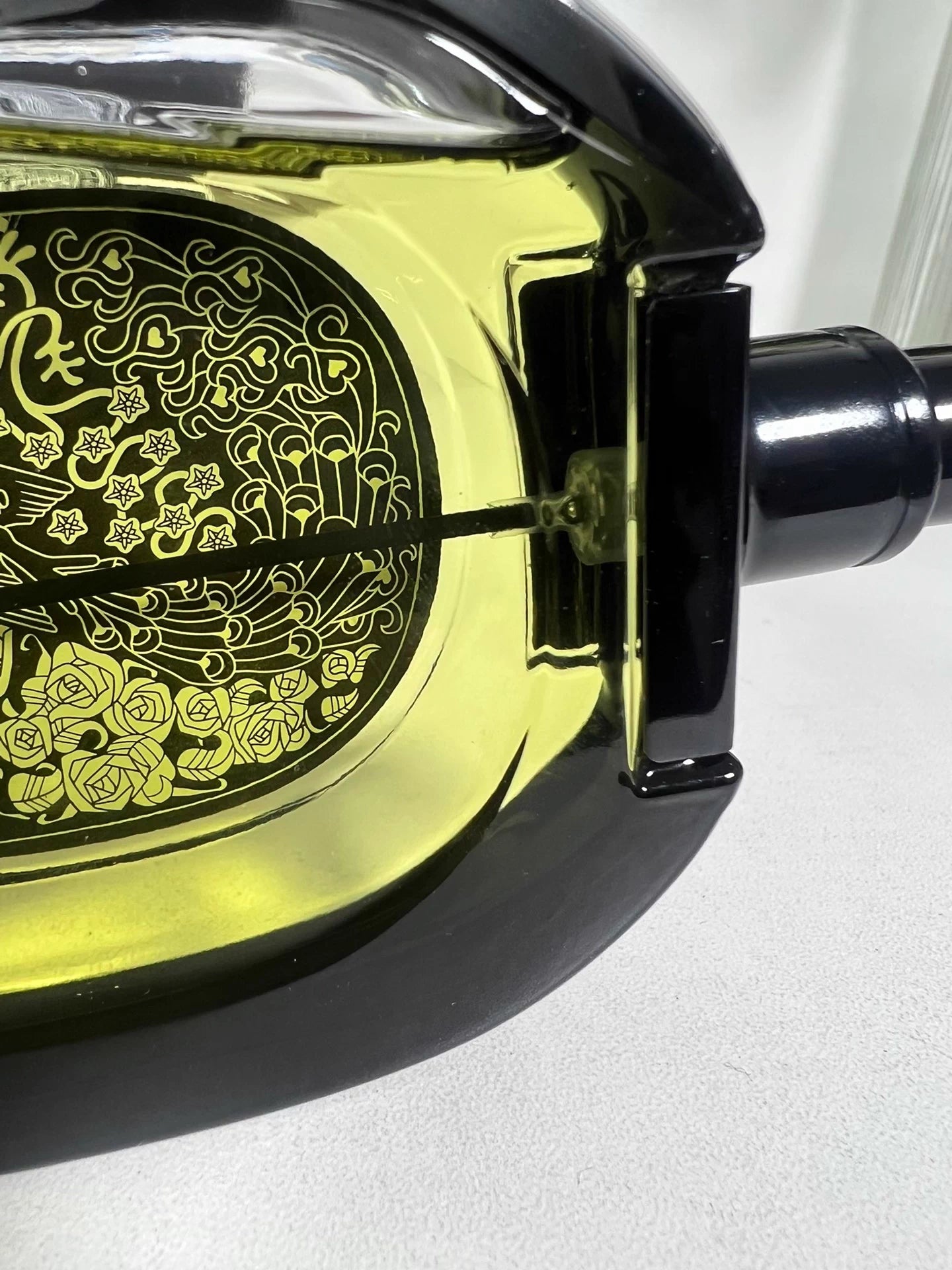 220226-11 Tipique Perrier  75ml 2.5 oz