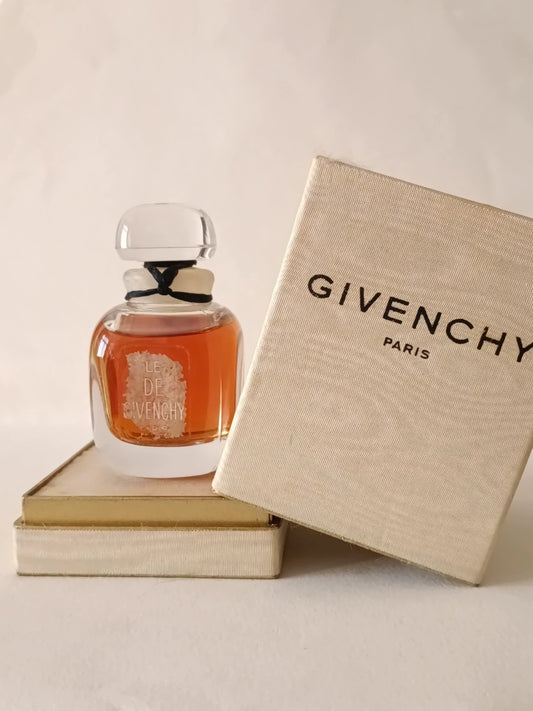 190526-56 Givenchy 30ml 1 oz
