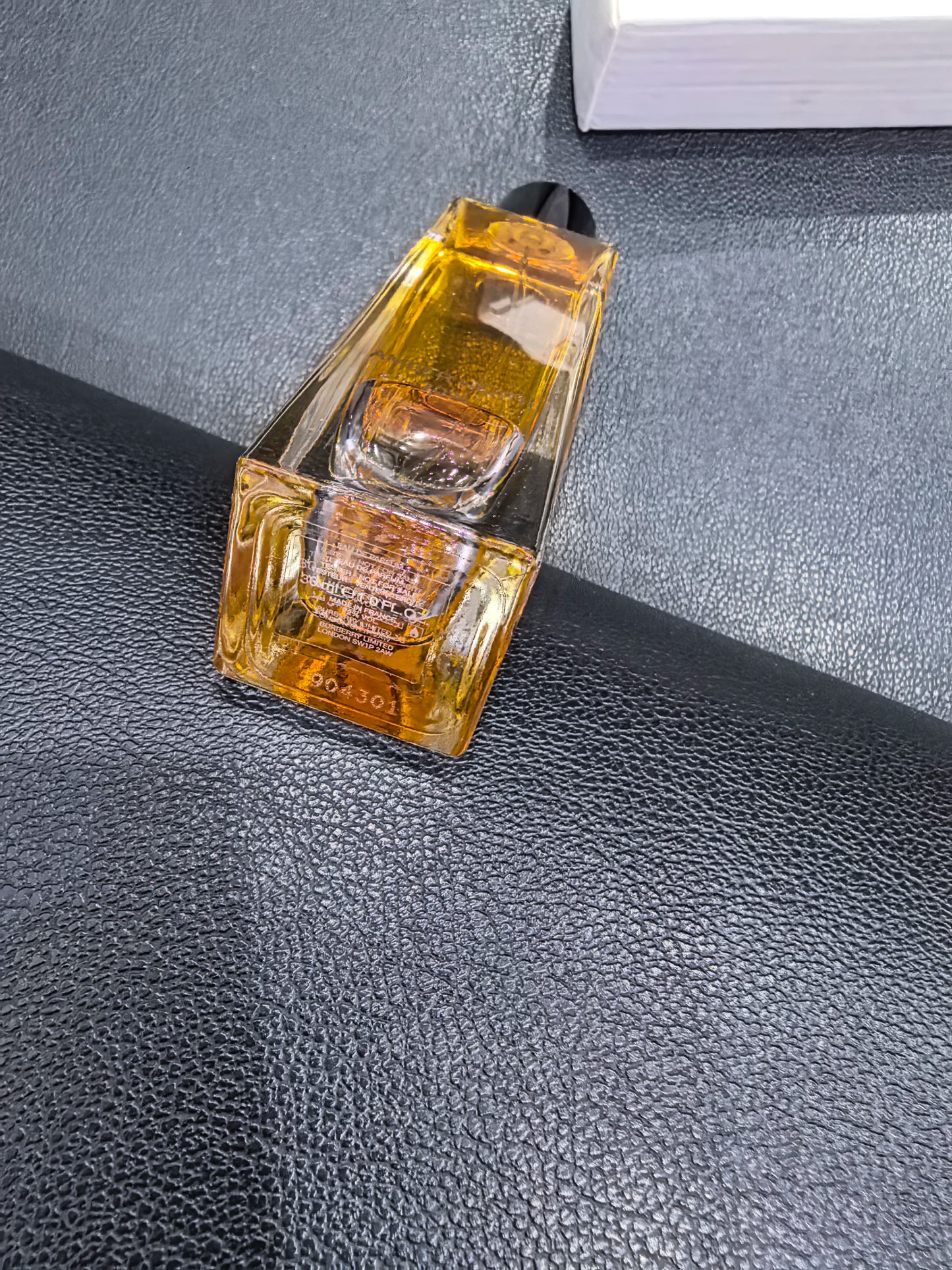 200826-46 Burberry Haute Couture Series EDP 30ml 1 oz