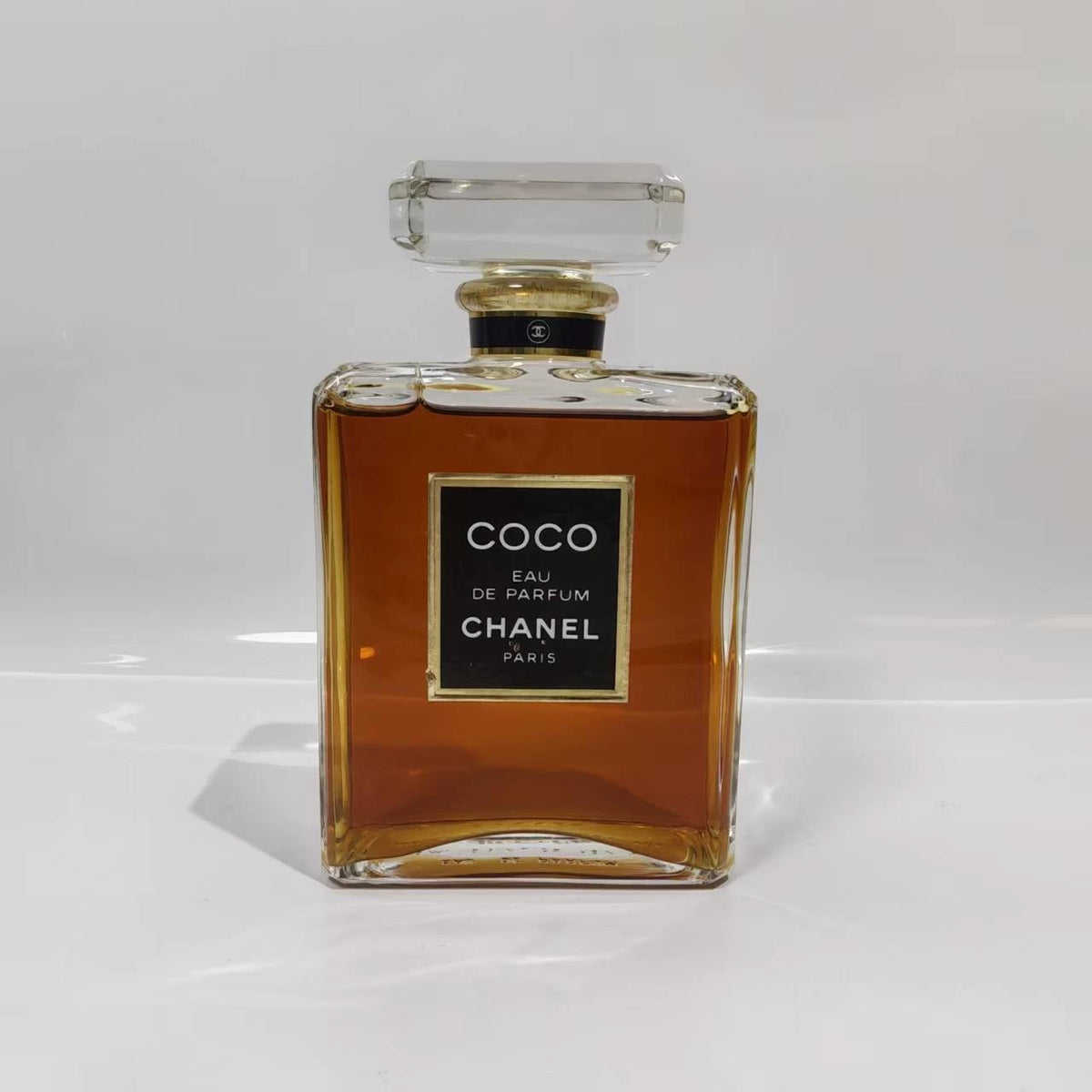 020926-28 Chanel coco lady