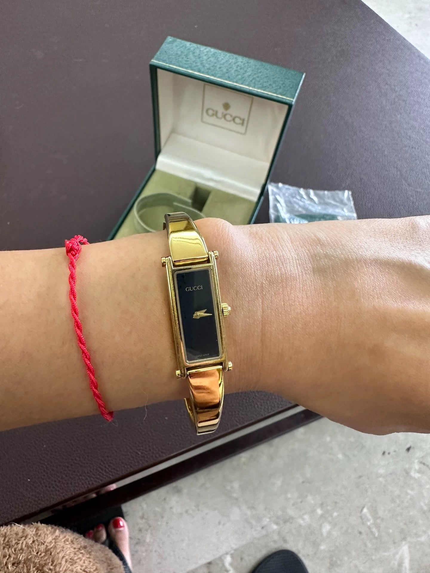 020426-watch-53 Gucci watch can be