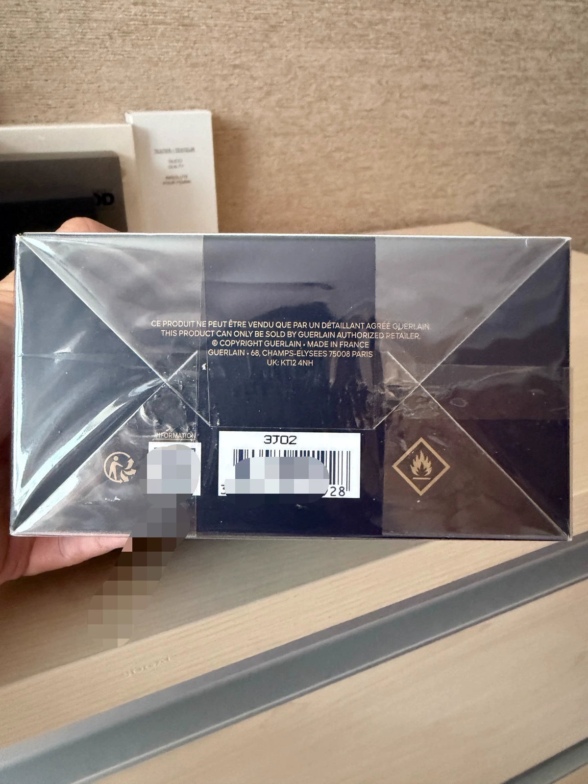 270926-19 Guerlain IEUT ETRE VENDU QUE PAR UN DETAILLANT AGI ICT CAN ONLY BE SOLD BY AUTHORIZERRET 30ml 1 oz