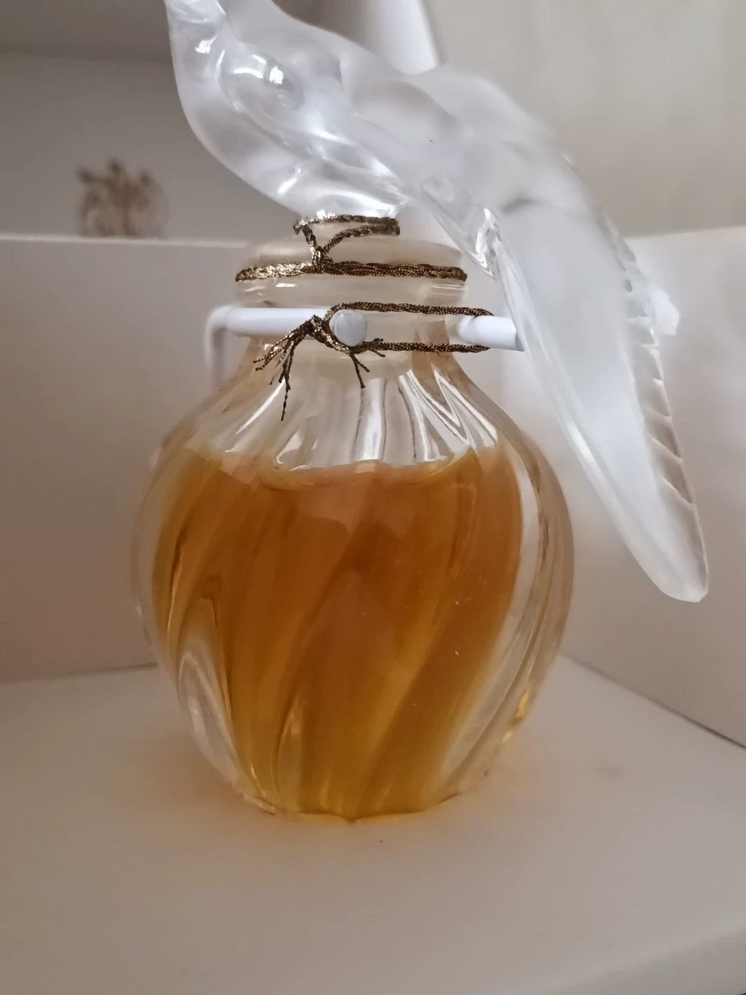 190526-233 nina ricci Lalique bottle 30ml 1 oz