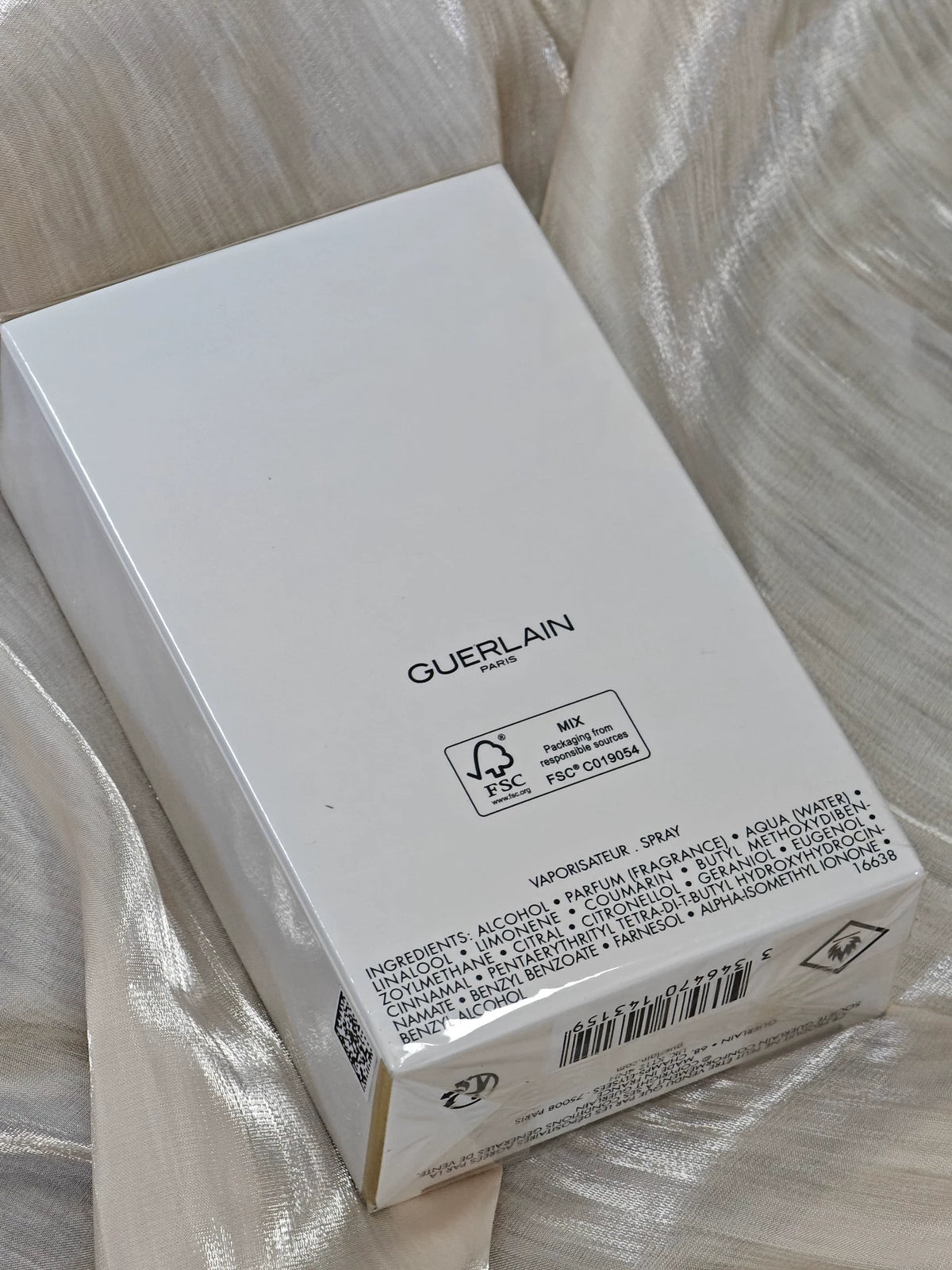 031026-39 Guerlain Legend Series Parfum