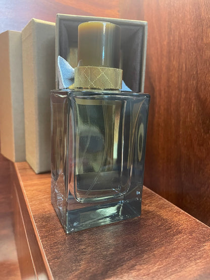 030526-31 Burberry Parfum 100ML 3.4 oz