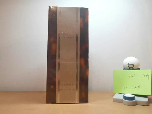 220226-41 Molyneux vivre 90ml 3 oz