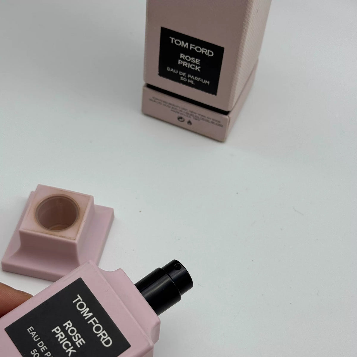 151026-136 Tom Ford TF Thorn Rose EDP 50ml 1.7 oz