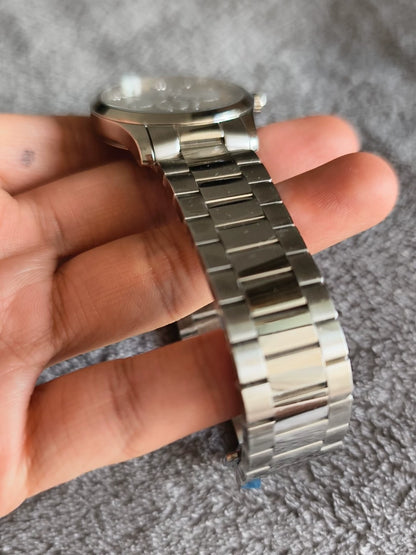 020426-watch-11 Gucci Personally idle bee