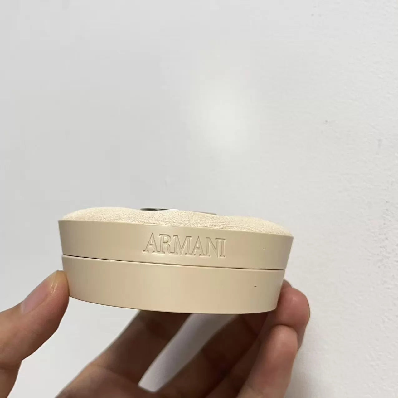 05826-256 Armani New Product Rights