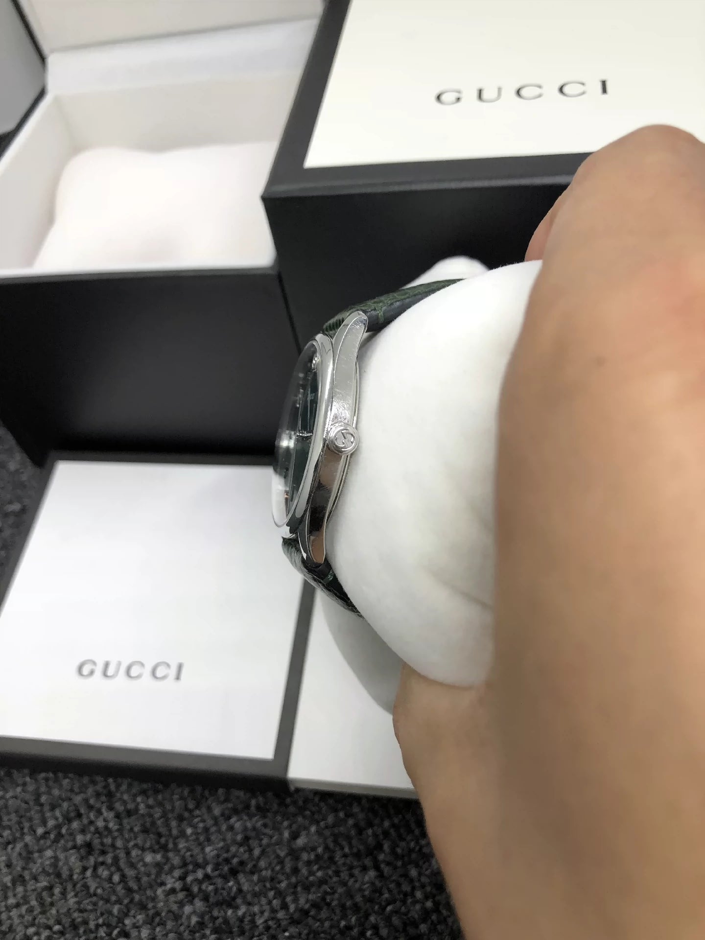 291024-9 Auth Gucci Men Dive Dial Watch