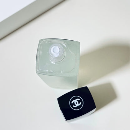 171225-10 Chanel  Hydra Beauty Micro Liquid Essence  150ml 5.1oz