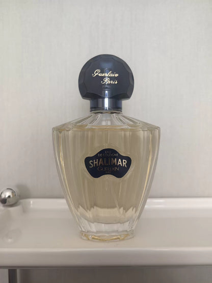 260926-38 Guerlain Vintage One Thousand Cologne 75ml 2.5 oz