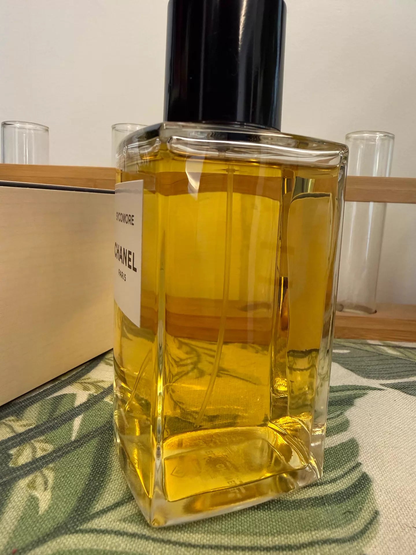 250226-25 Chanel Sycomore Eau de Parfum 200ml 6.8 oz