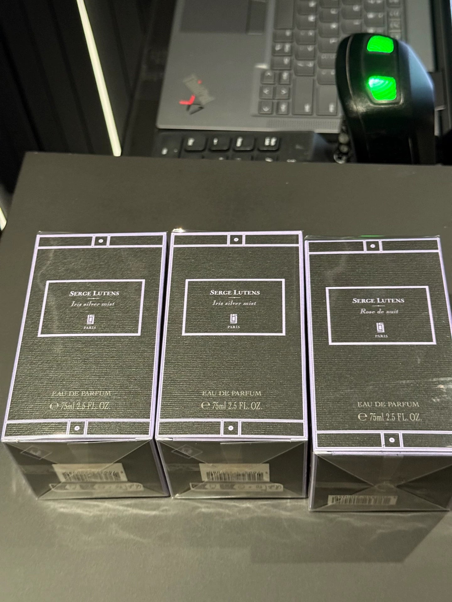 120126-2 Serge Lutens  Eau de parfum EDP 75ml 2.5 oz