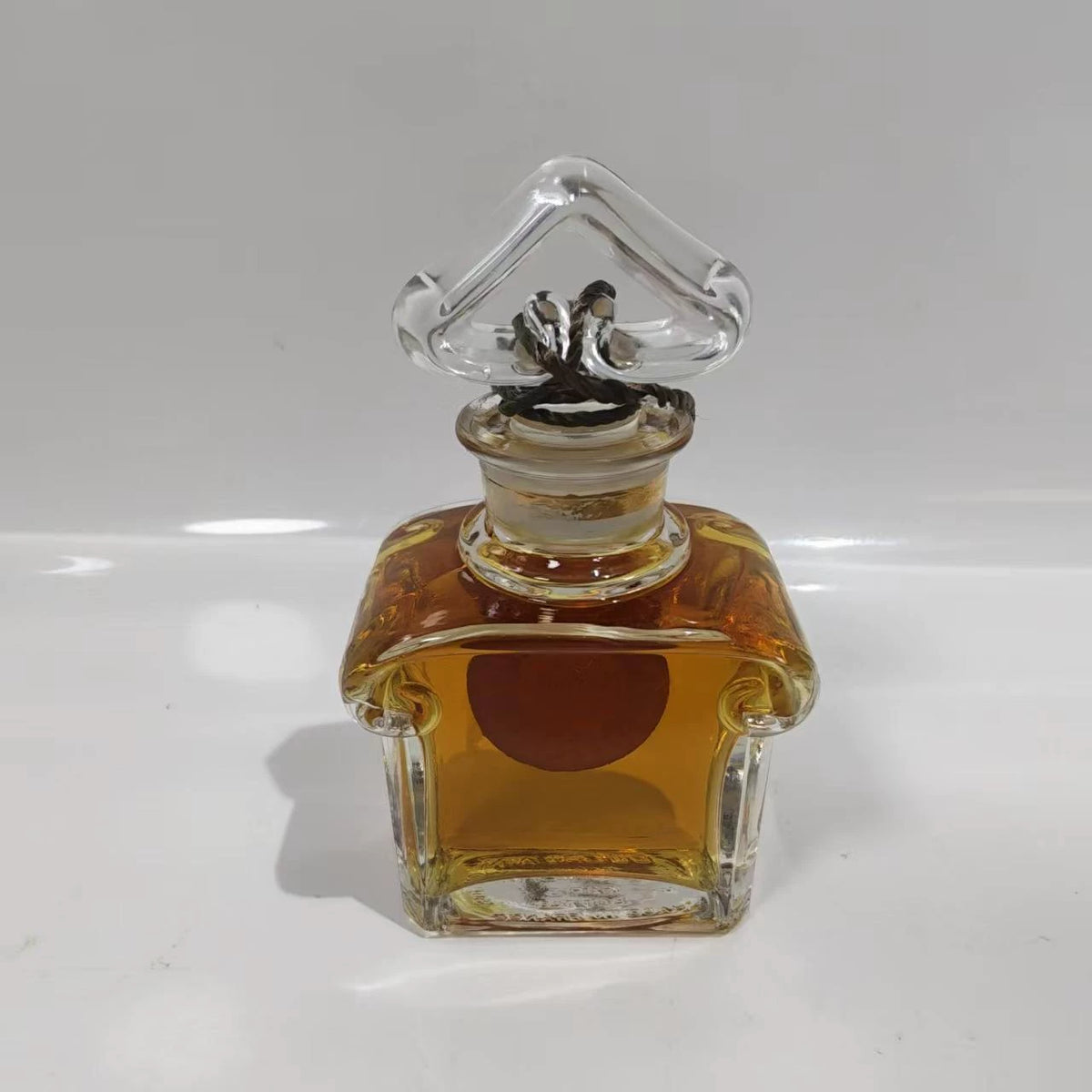 020926-219 Guerlain Madame Butterfly pour-over 15ml 0.5 oz