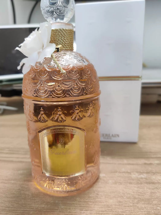 190426-46 Guerlain Bloody Gardenia 250ml 8.5 oz