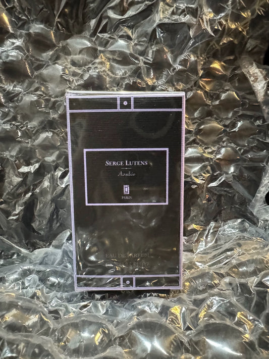 111125-6 Serge Lutens