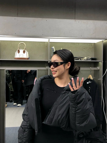 140126-94 Chanel Sunglasses black