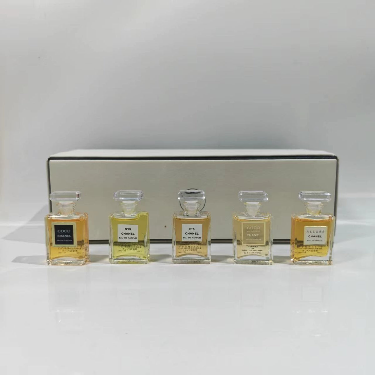 020926-463 Chanel set bottles Perfume