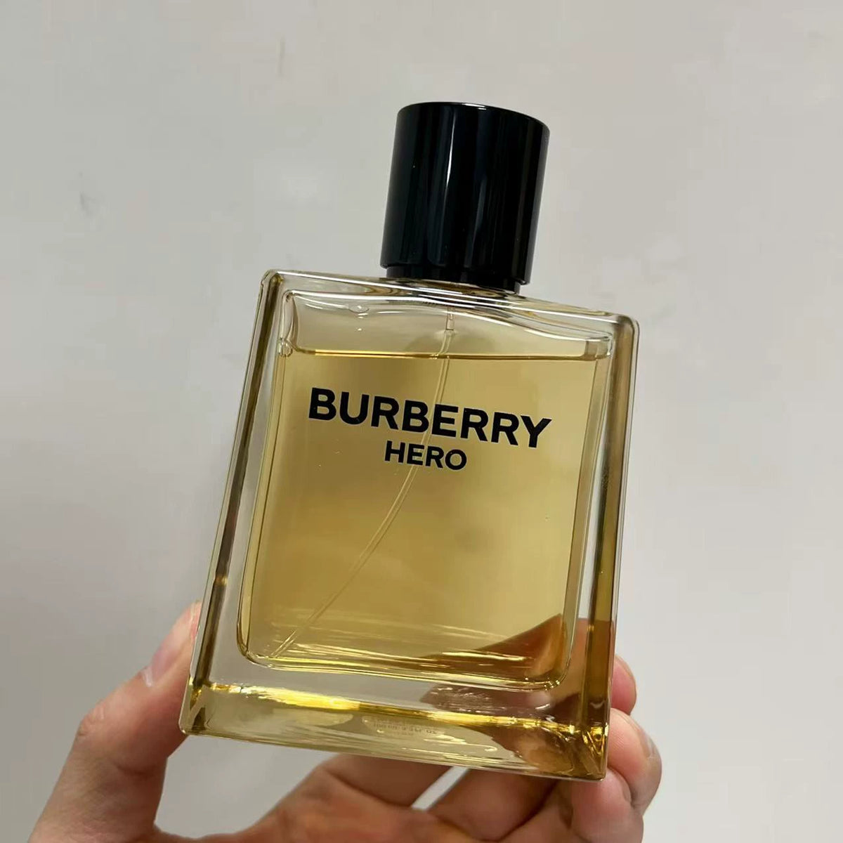05826-380 Burberry Hero Men EDT 100ml 3.4 oz