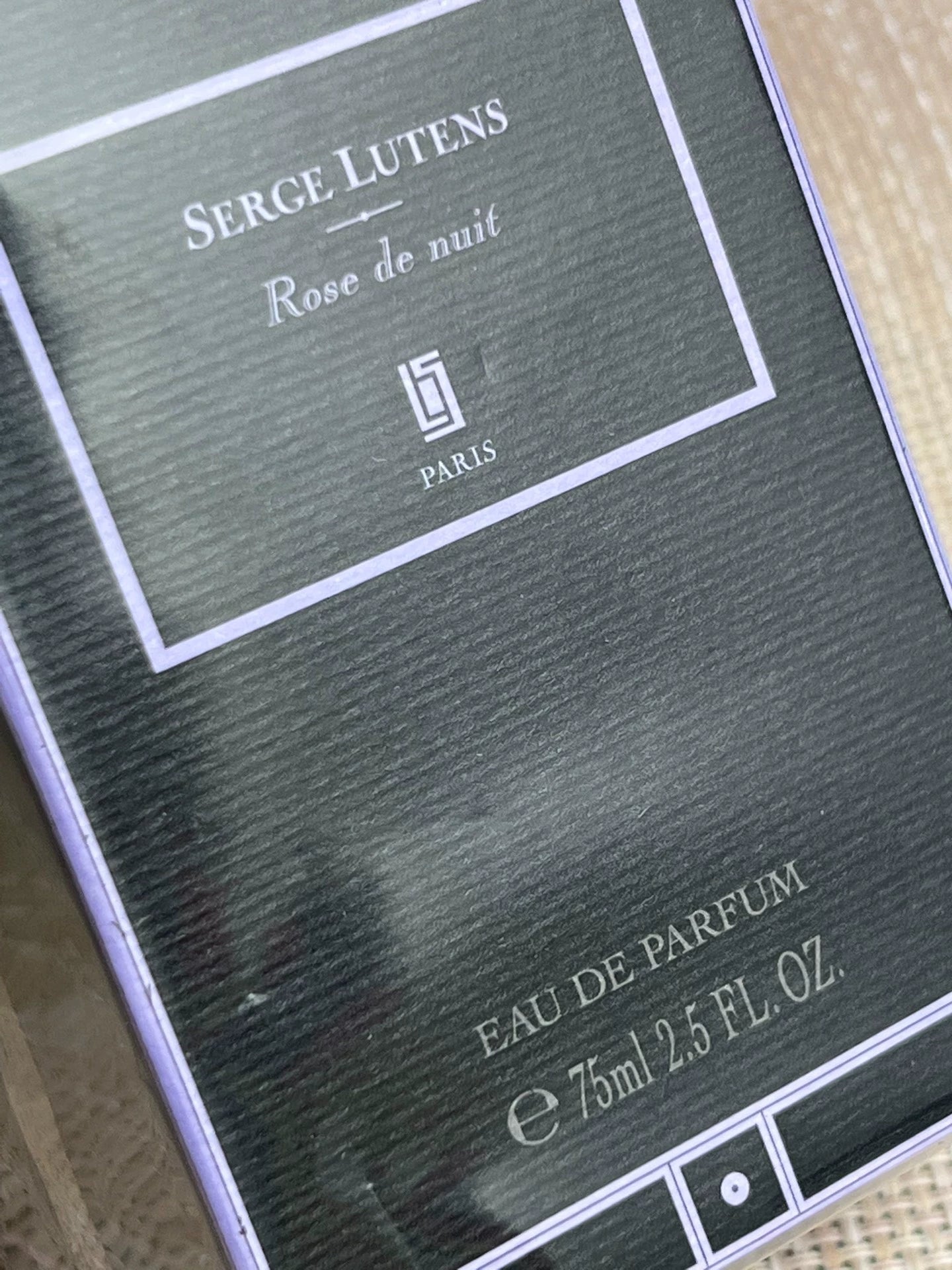 111125-5 Serge Lutens Eau de Parfum EDP 74ml 2.5oz