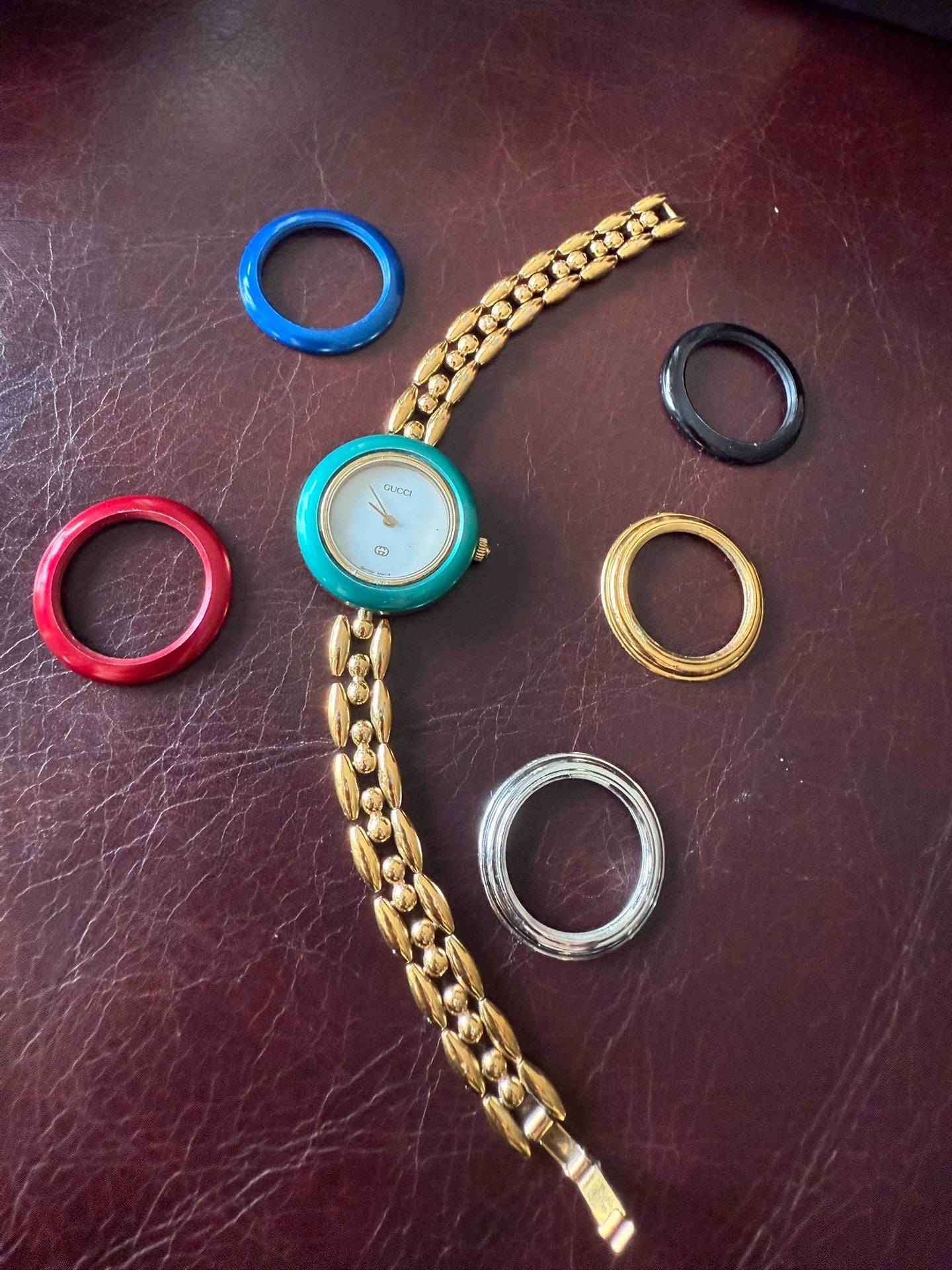 140525-9 Auth Gucci Change Bezel Colors Gold Dial Watch