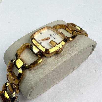 291024-17 Gucci Gucci Watch Fashion Fashion Watch Counter price 8200 spot price D4846