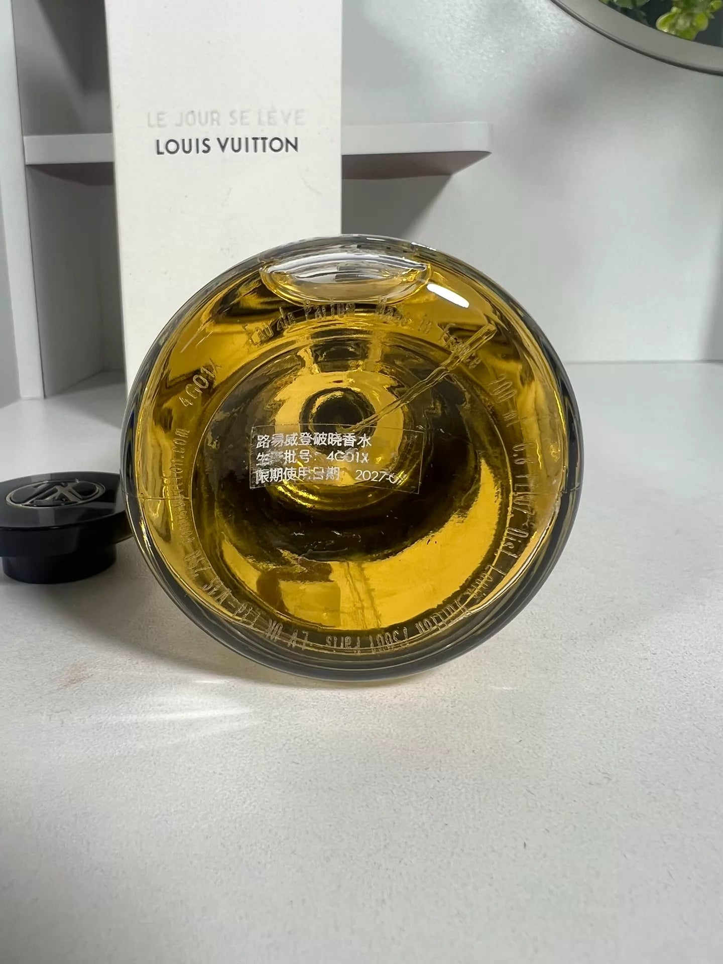 270726-59 Lv Daybreak with Perfume 200ml 6.8 oz