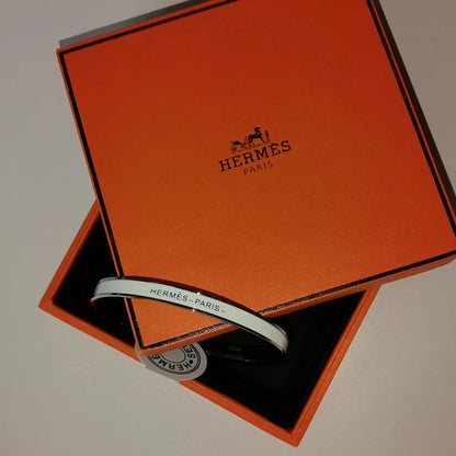 071024-16 Auth Hermes Bracelet White