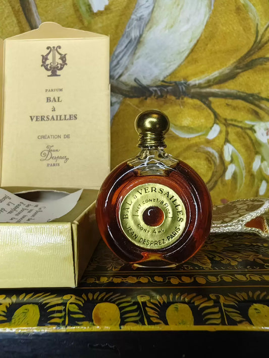 210426-151 Versailles Ball Flavor Ox Eye Old Edition 4ml 0.1 oz