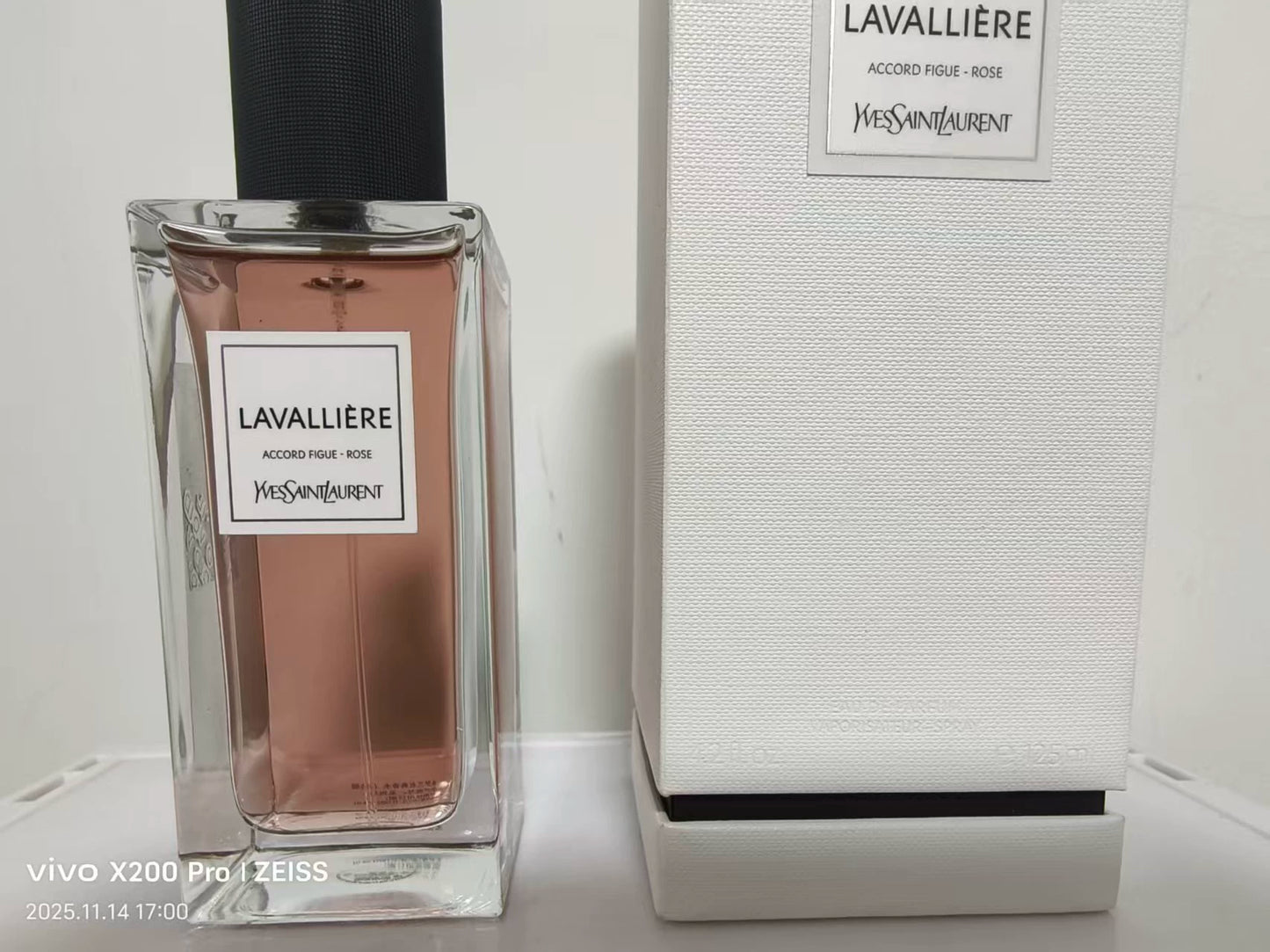 170126-87 Yves Saint Laurent 125ml 4.2oz