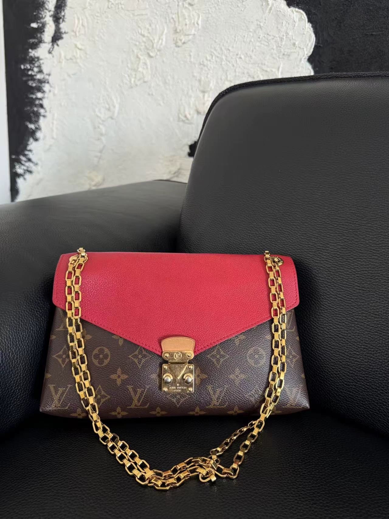 150626-bag-8 Louis Vuitton Lv bag Pallas handbag