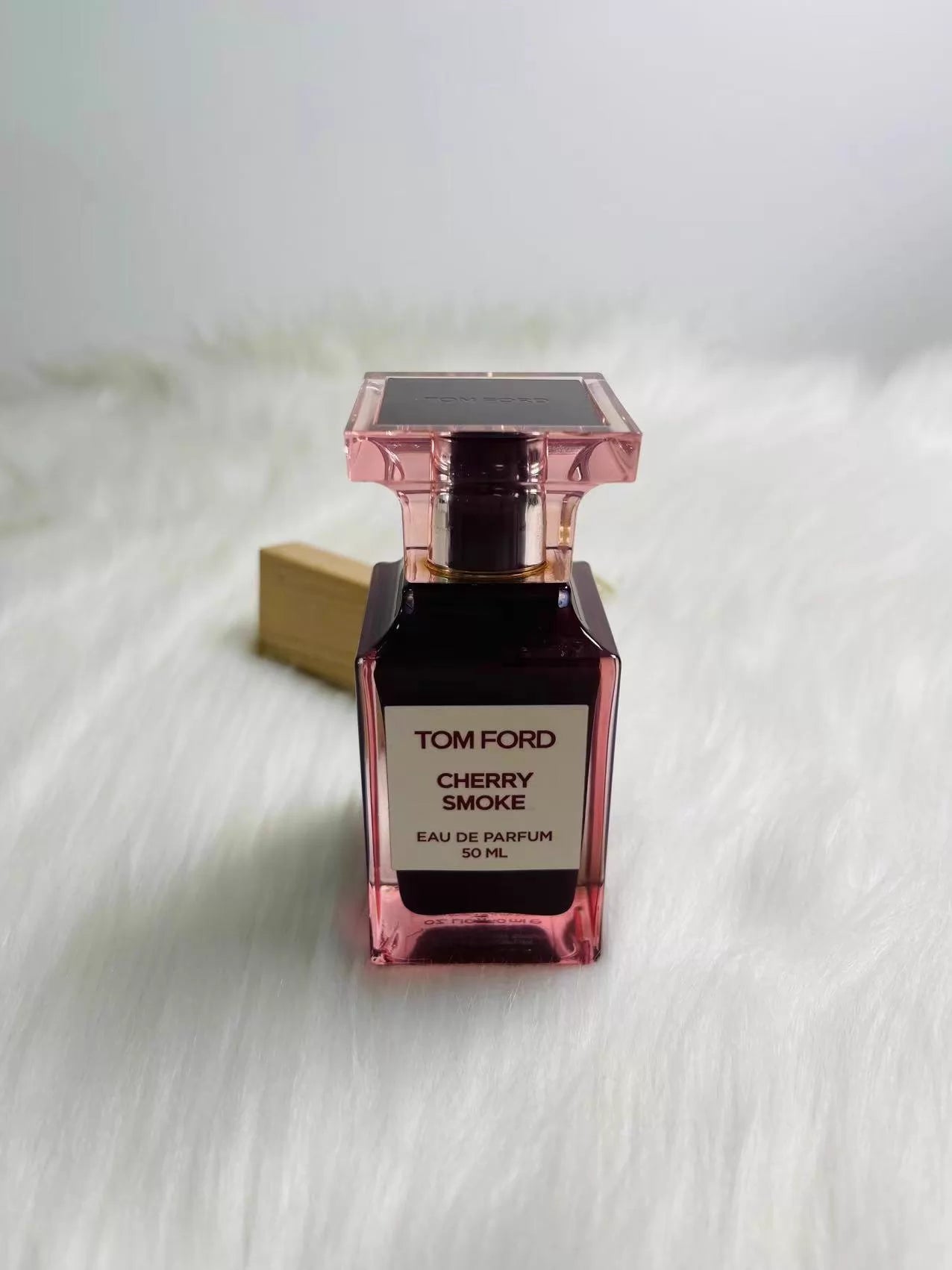 240426-98 Tom Ford Smoked Cherry Parfum 50ml 1.7 oz