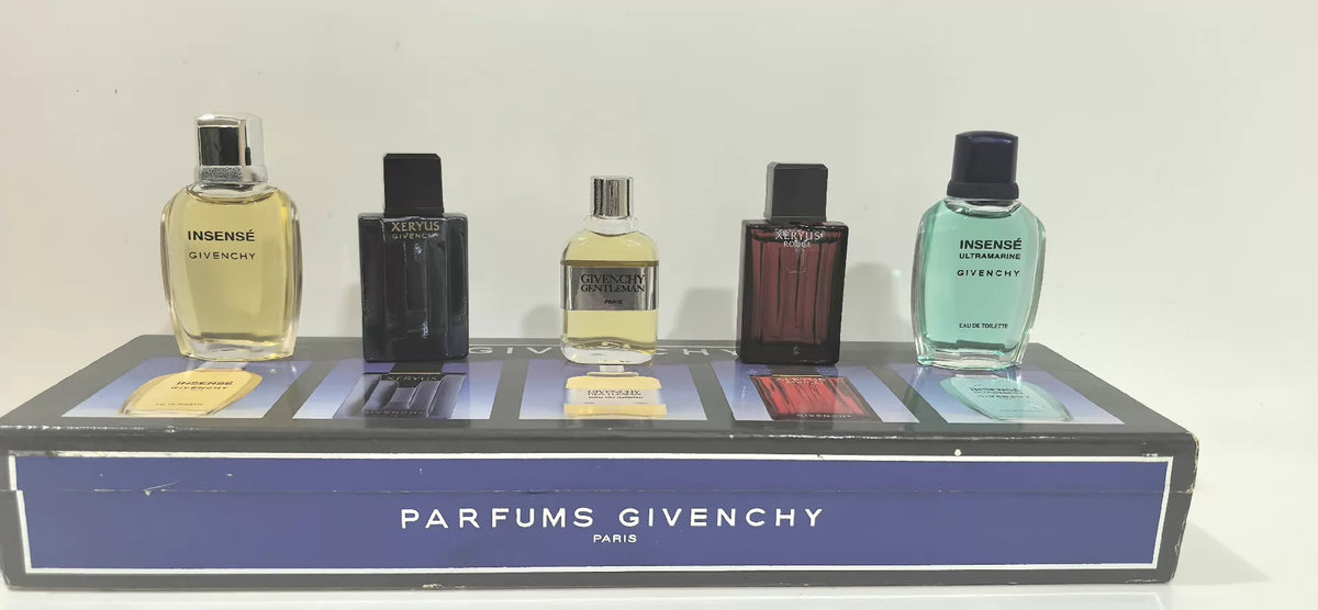 220826-170 Givenchy Givenchy Classic 7ml 0.2 oz
