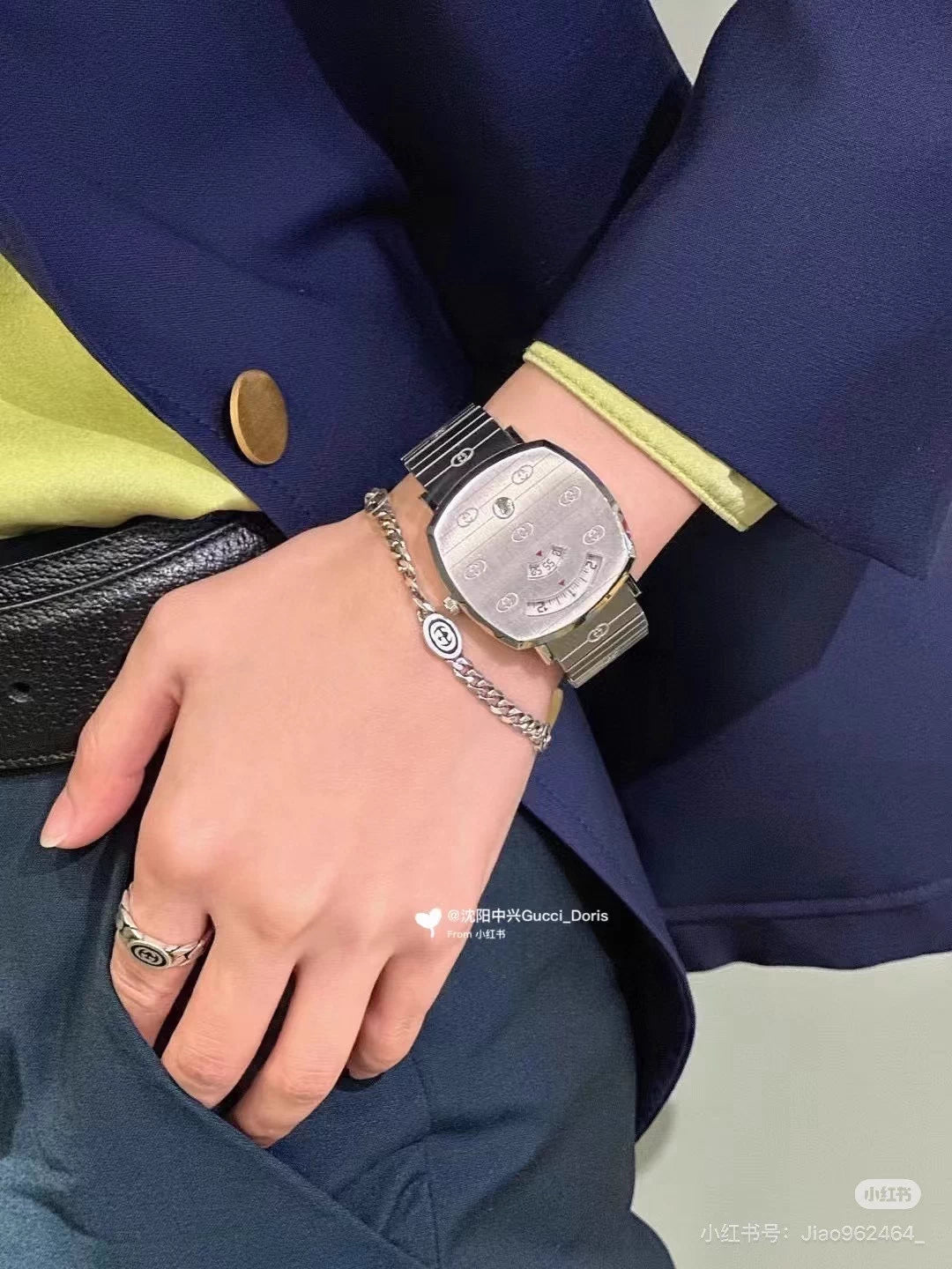 020426-watch-70 Gucci silver grip series