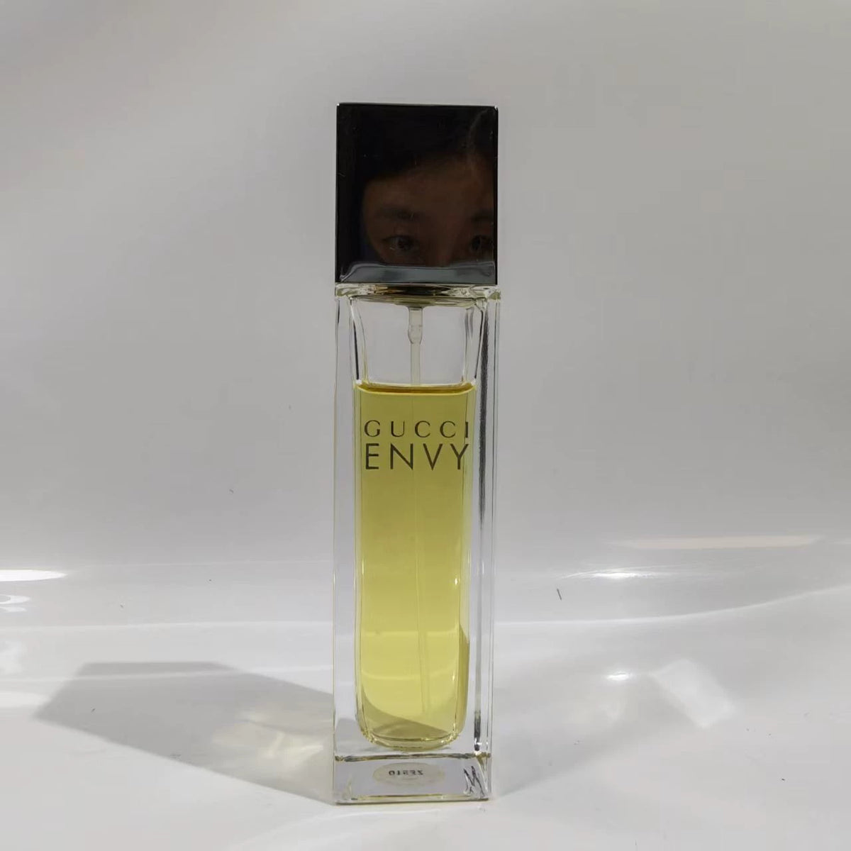020926-10 Gucci Huang Jealousy