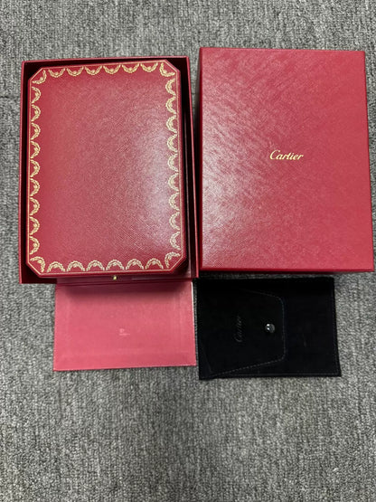 200926-150 Cartier Parfum