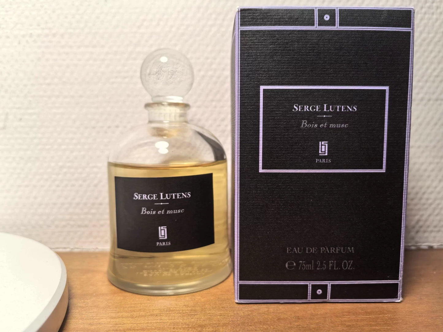 200126-1 - Serge Lutens Bois et Musc EDP 75ml, 2.5oz